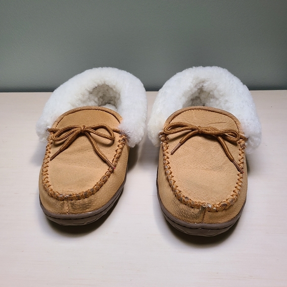 moccasin style slippers ladies